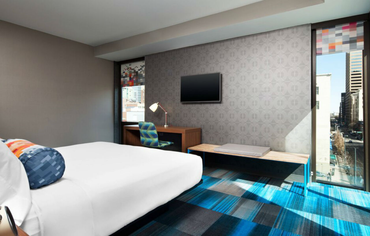 Aloft Denver Downtown Exterior photo